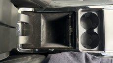 Land Rover Range Rover Velar 2.0 D200 MHEV Dynamic SE 5dr Auto Diesel Estate